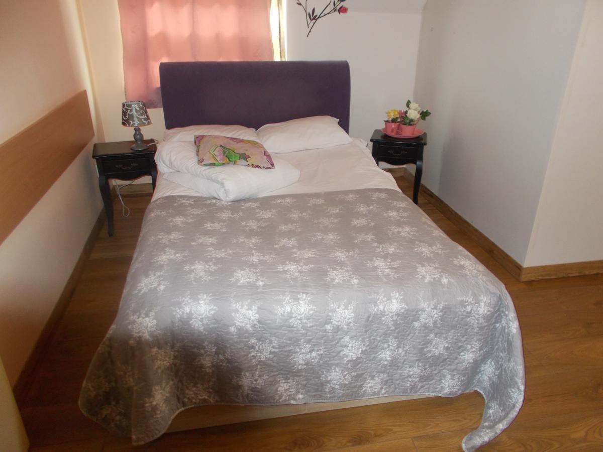 Motel Rezydent Wrocław Buitenkant foto