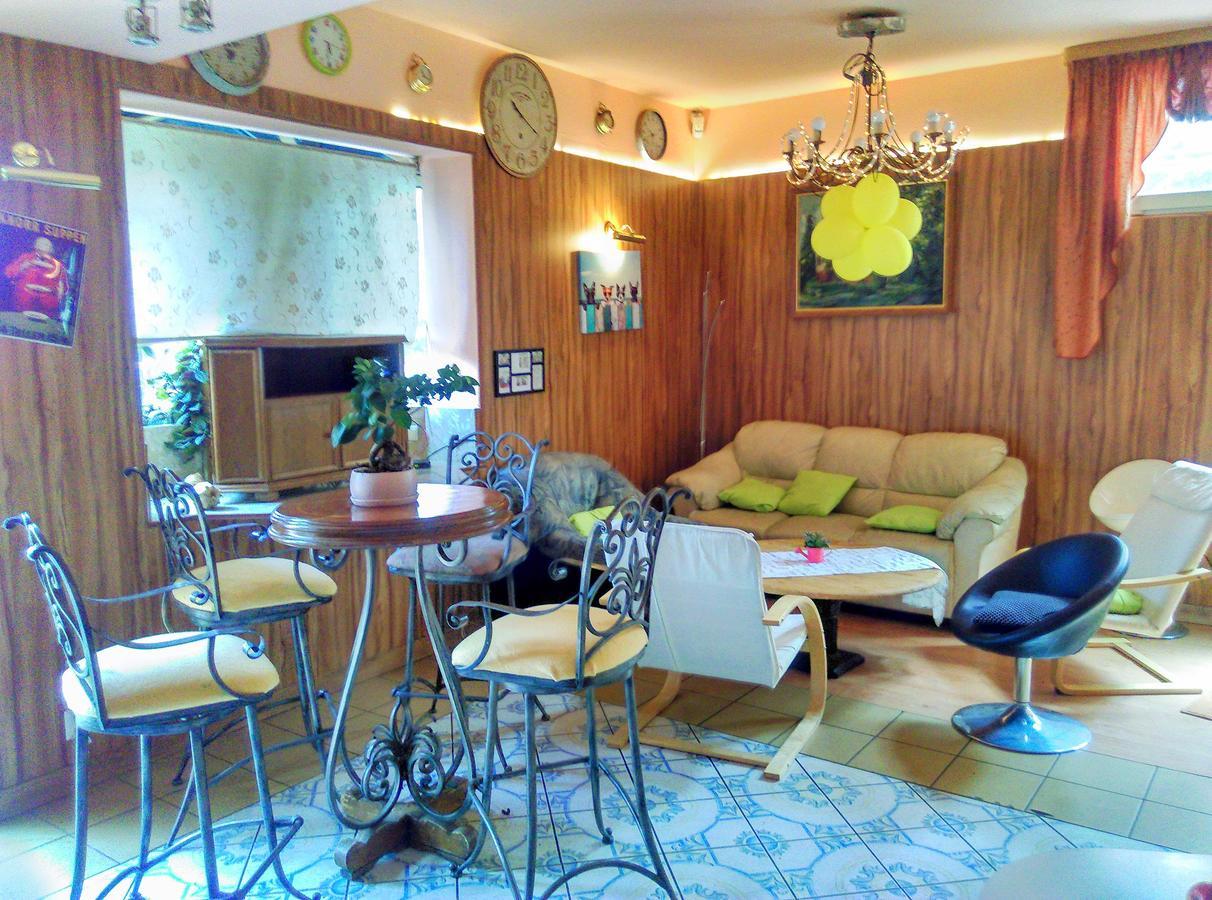 Motel Rezydent Wrocław Buitenkant foto